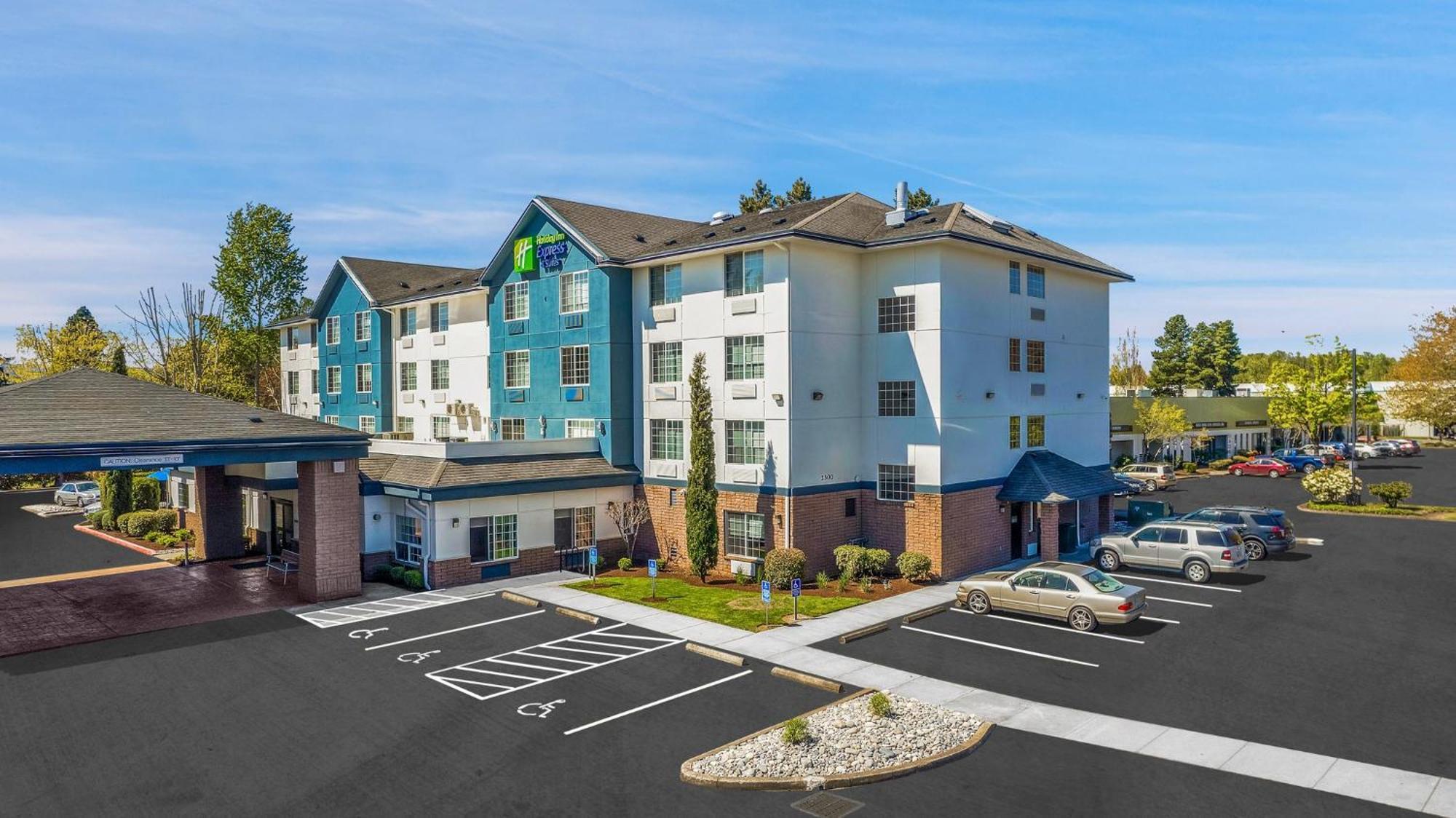 Holiday Inn Express Hotel & Suites Portland - Jantzen Beach By Ihg Екстер'єр фото