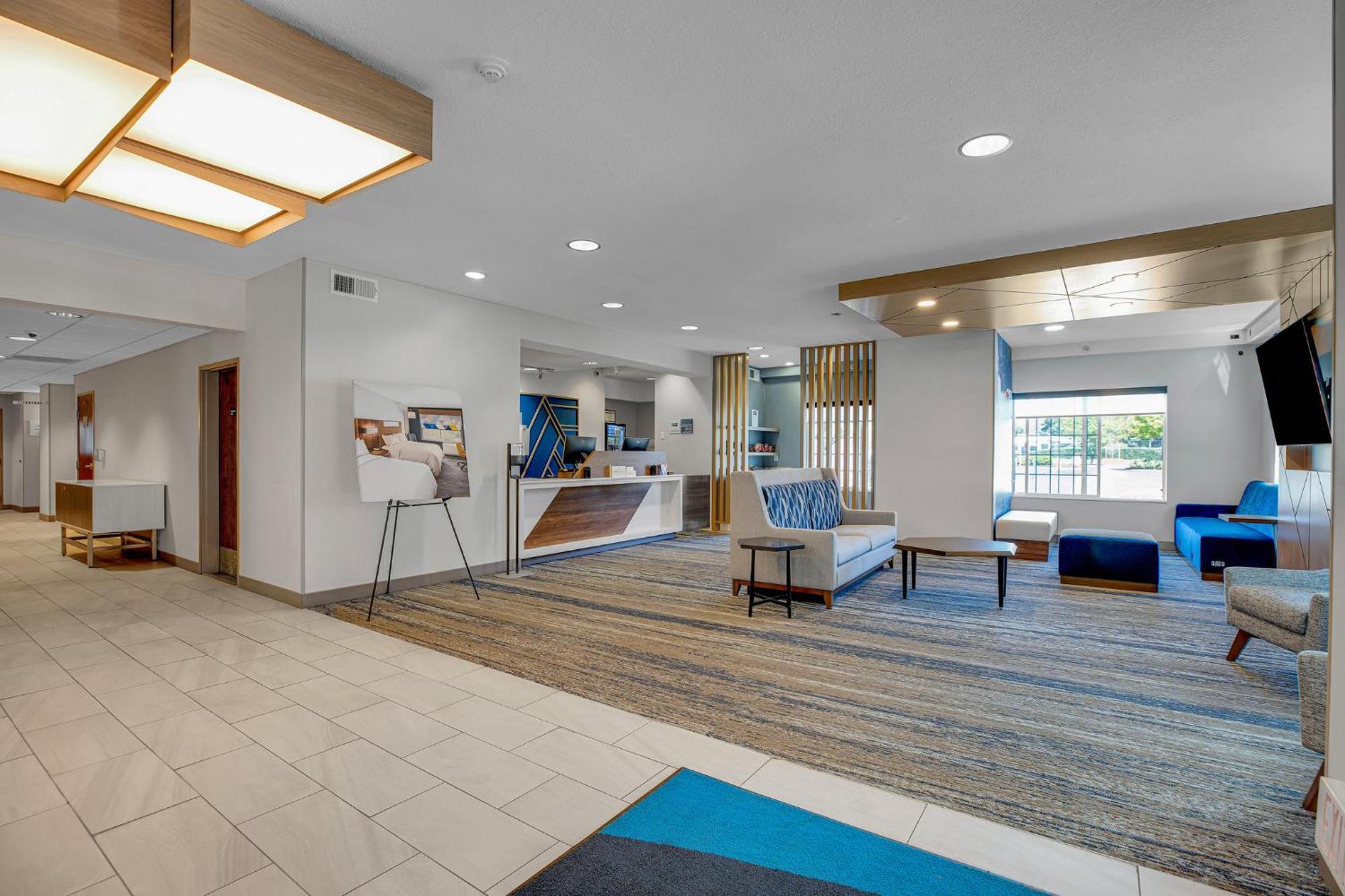 Holiday Inn Express Hotel & Suites Portland - Jantzen Beach By Ihg Екстер'єр фото