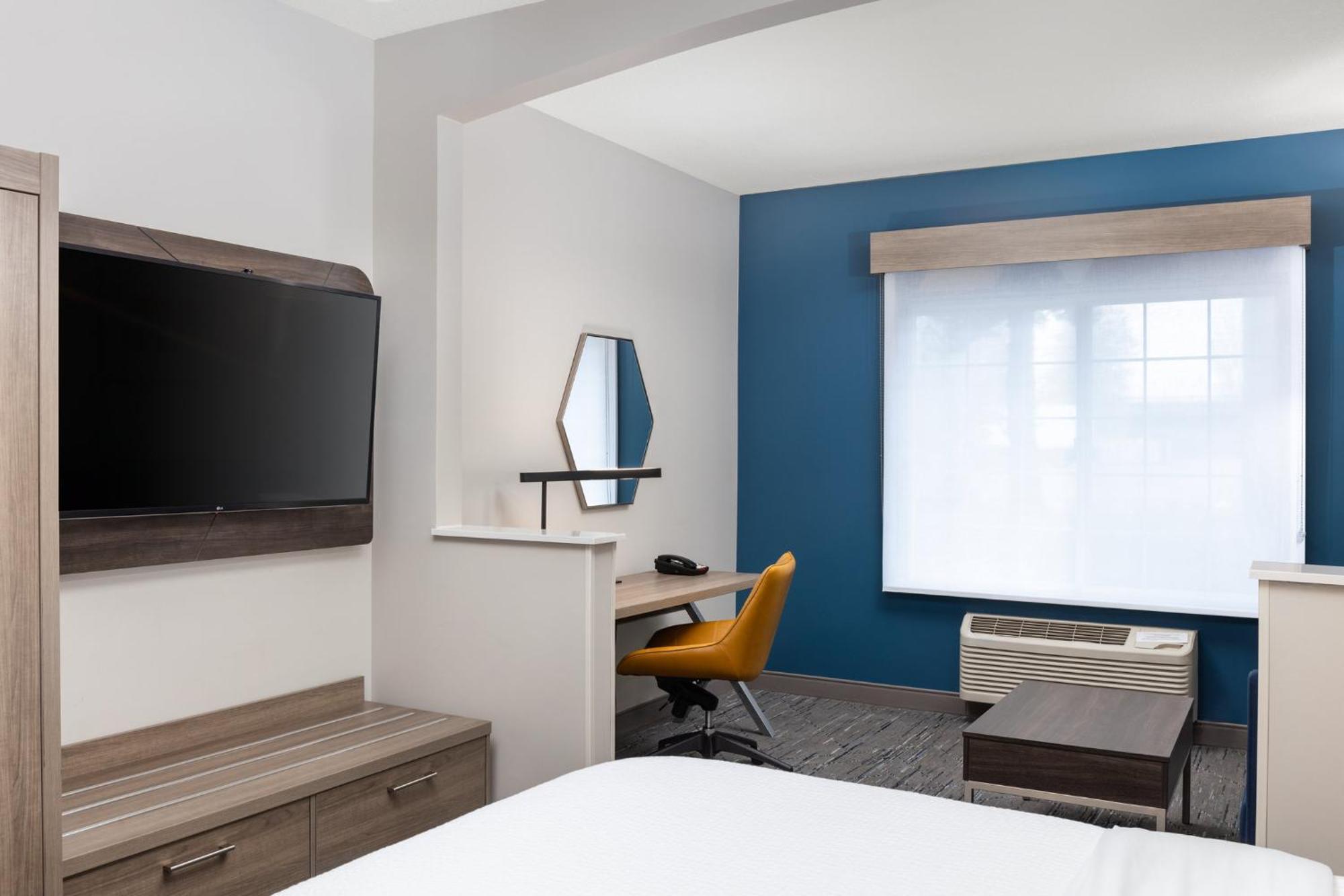 Holiday Inn Express Hotel & Suites Portland - Jantzen Beach By Ihg Екстер'єр фото