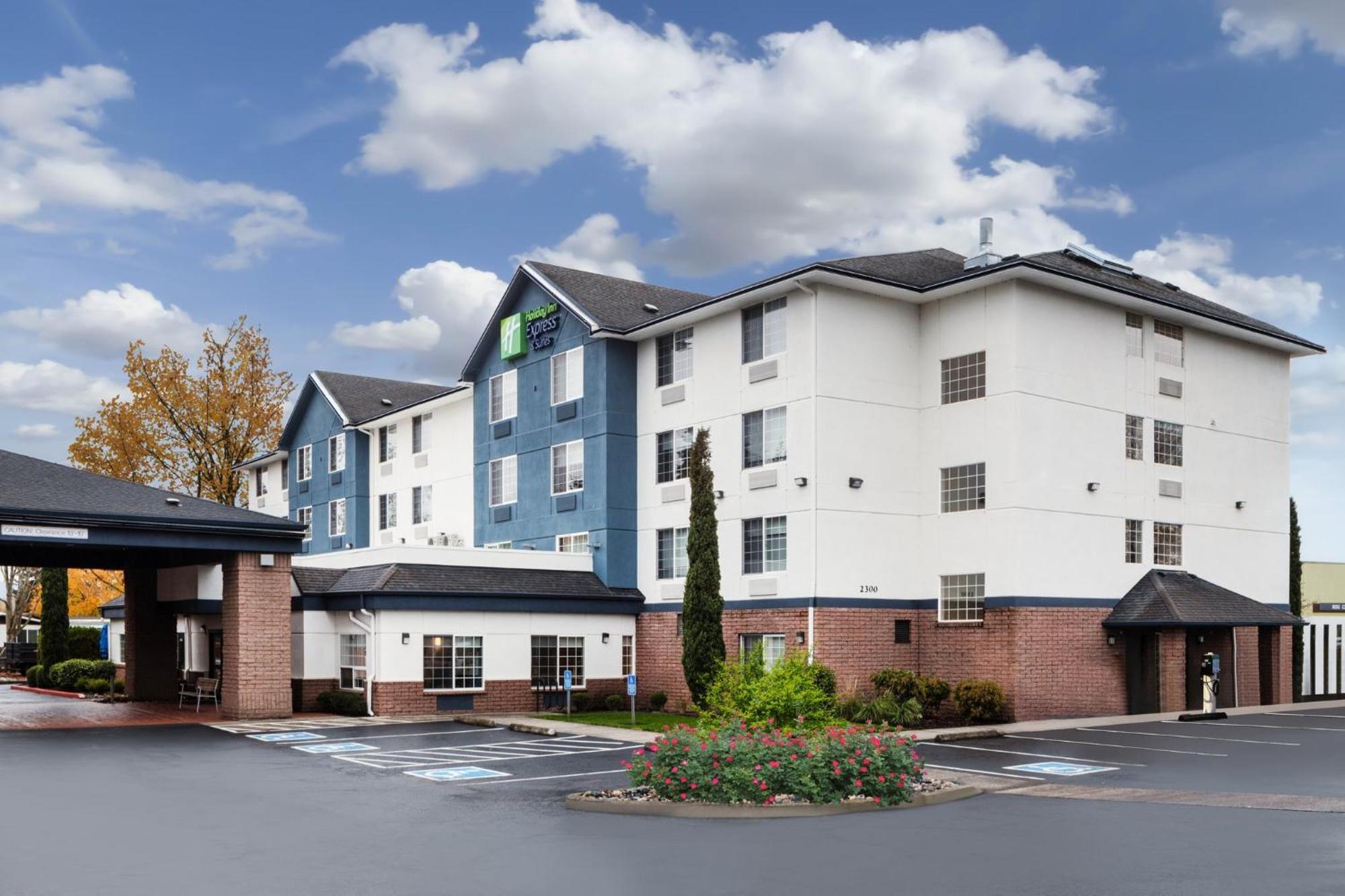 Holiday Inn Express Hotel & Suites Portland - Jantzen Beach By Ihg Екстер'єр фото