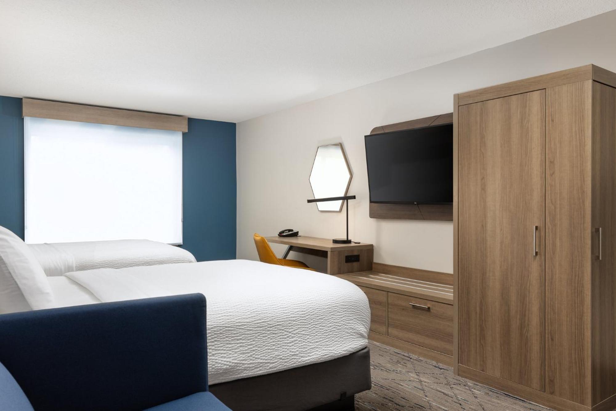 Holiday Inn Express Hotel & Suites Portland - Jantzen Beach By Ihg Екстер'єр фото