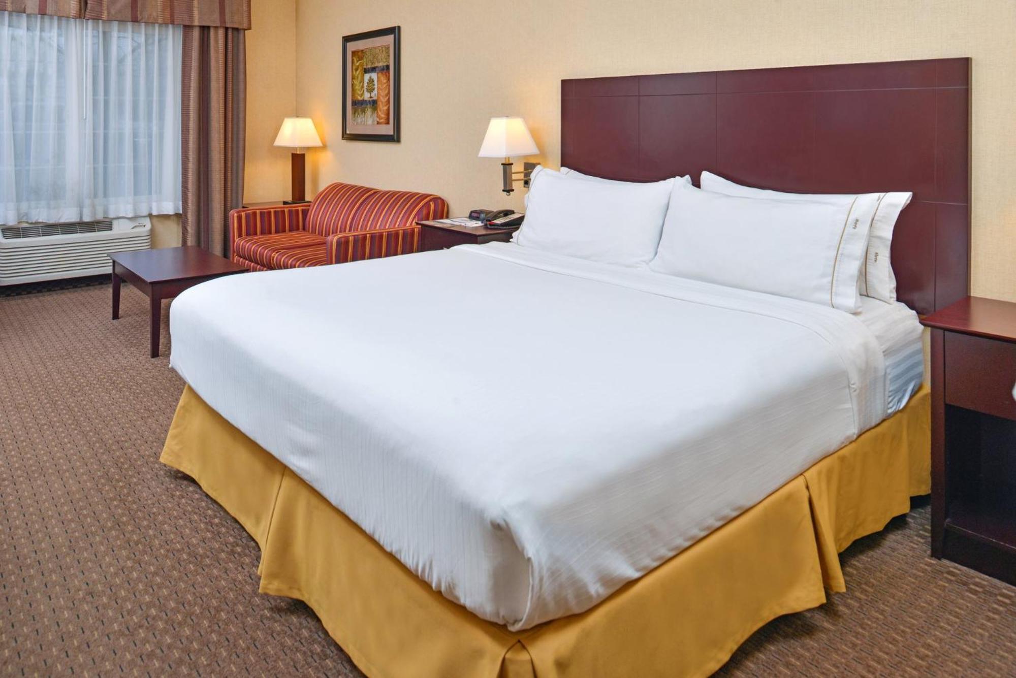 Holiday Inn Express Hotel & Suites Portland - Jantzen Beach By Ihg Екстер'єр фото