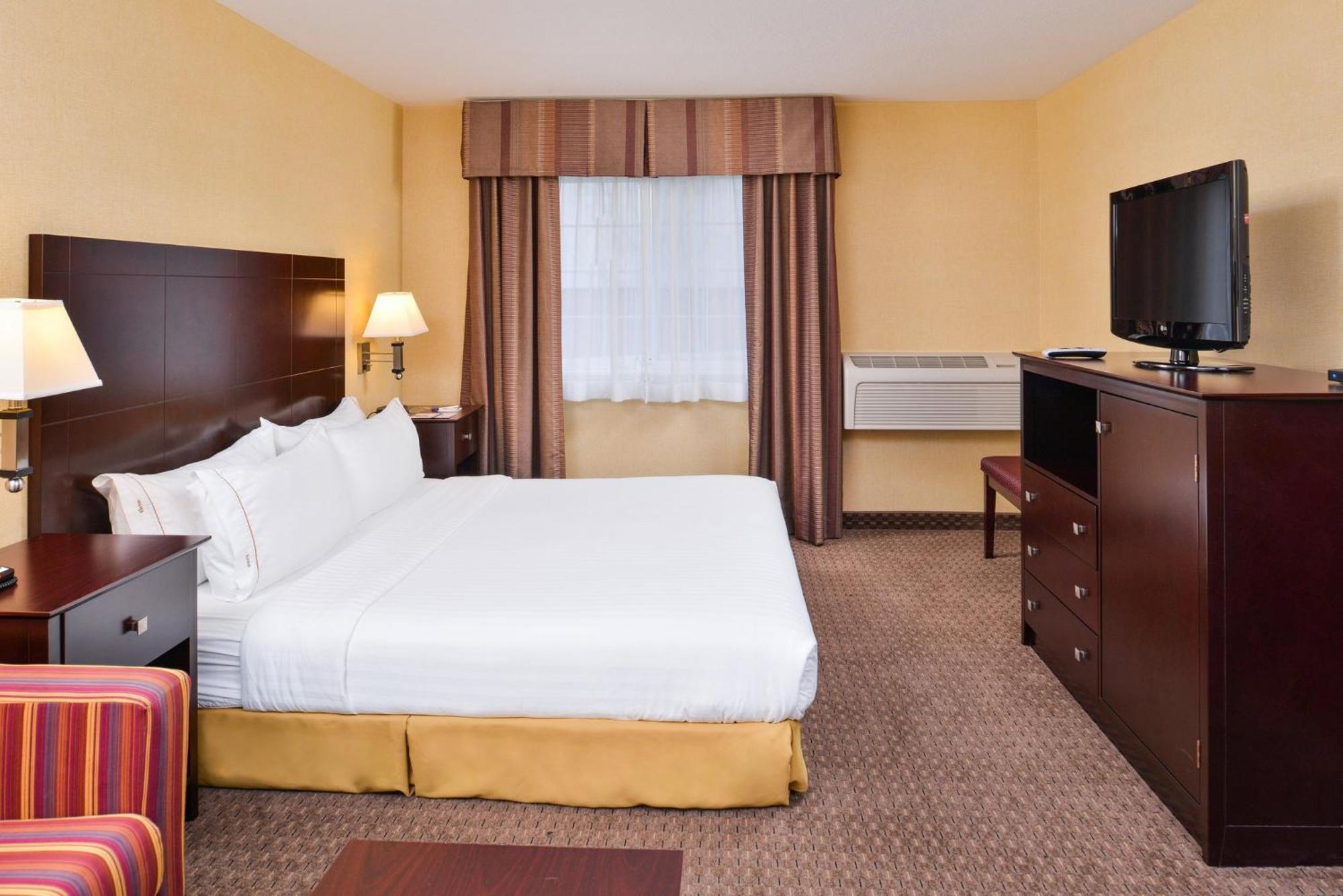 Holiday Inn Express Hotel & Suites Portland - Jantzen Beach By Ihg Екстер'єр фото